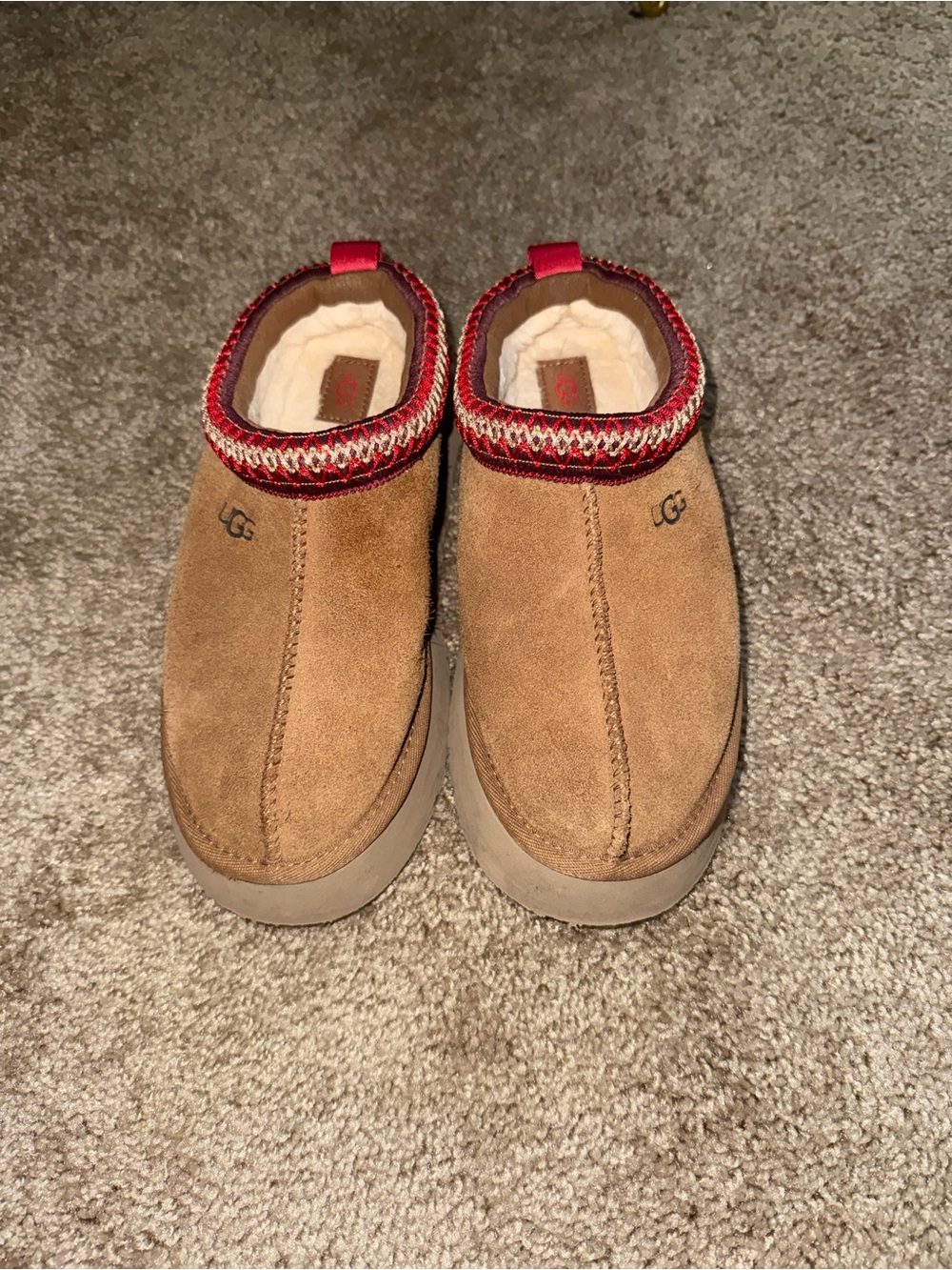UGG Tazz Platform